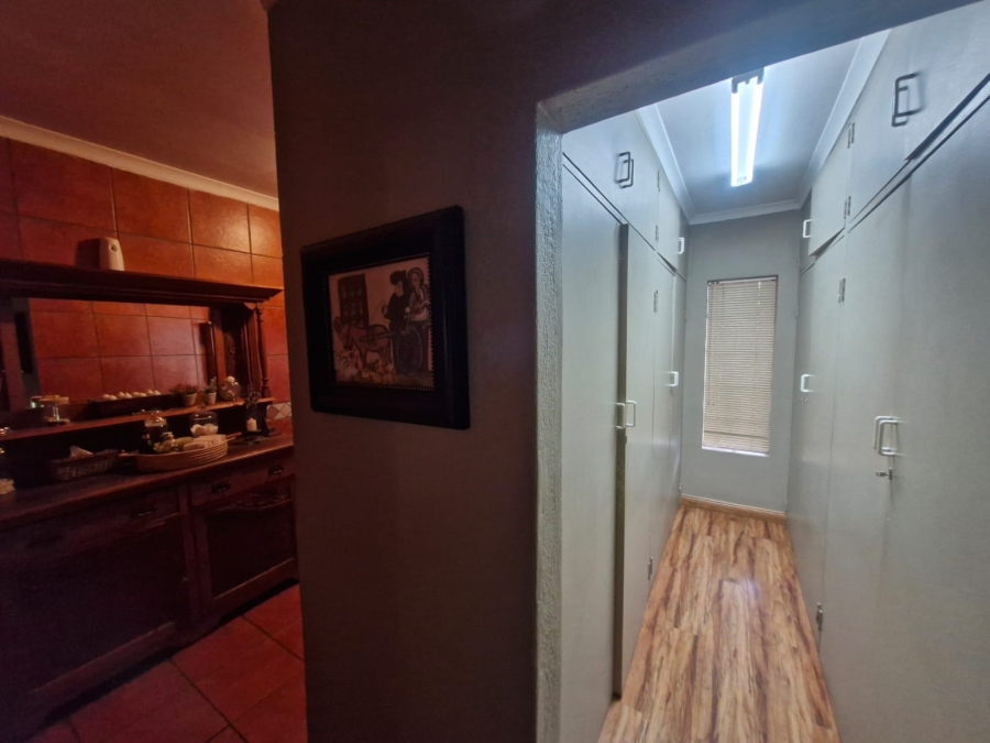 4 Bedroom Property for Sale in Kathu Northern Cape